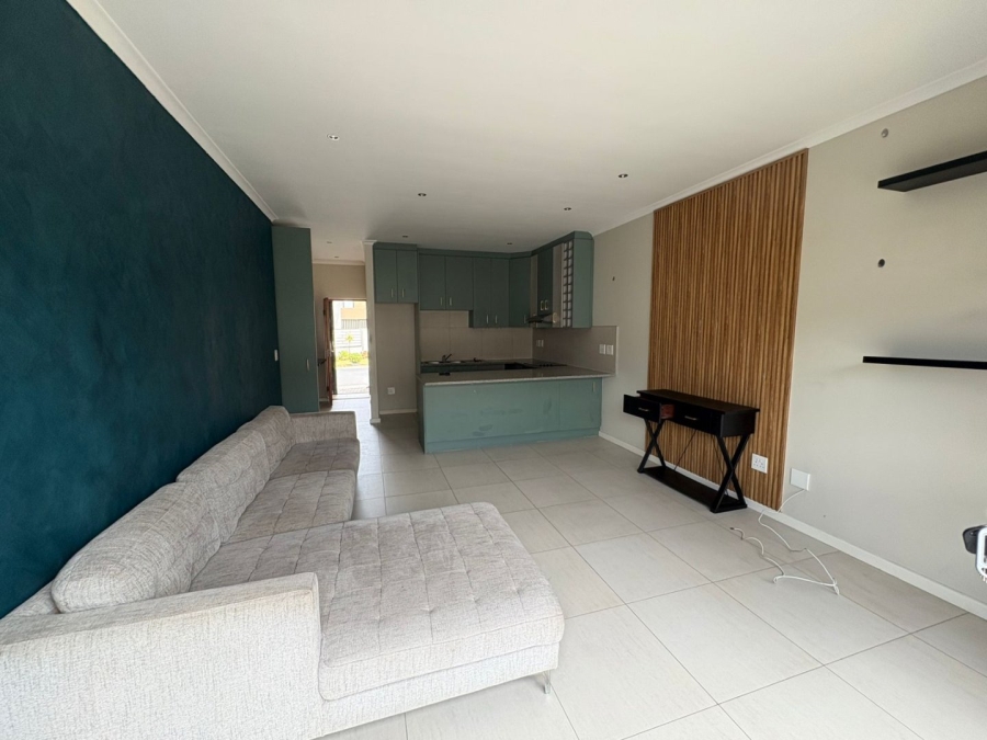 2 Bedroom Property for Sale in Parklands North Western Cape